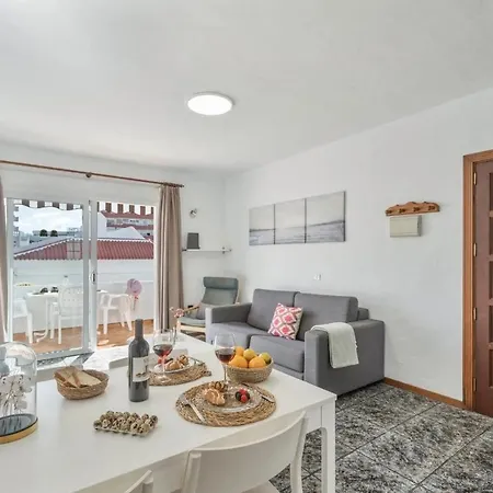 아파트 Golden Sun Penthouse Floritas