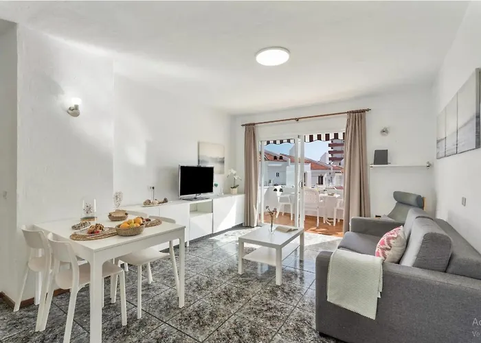 Golden Sun Penthouse Floritas